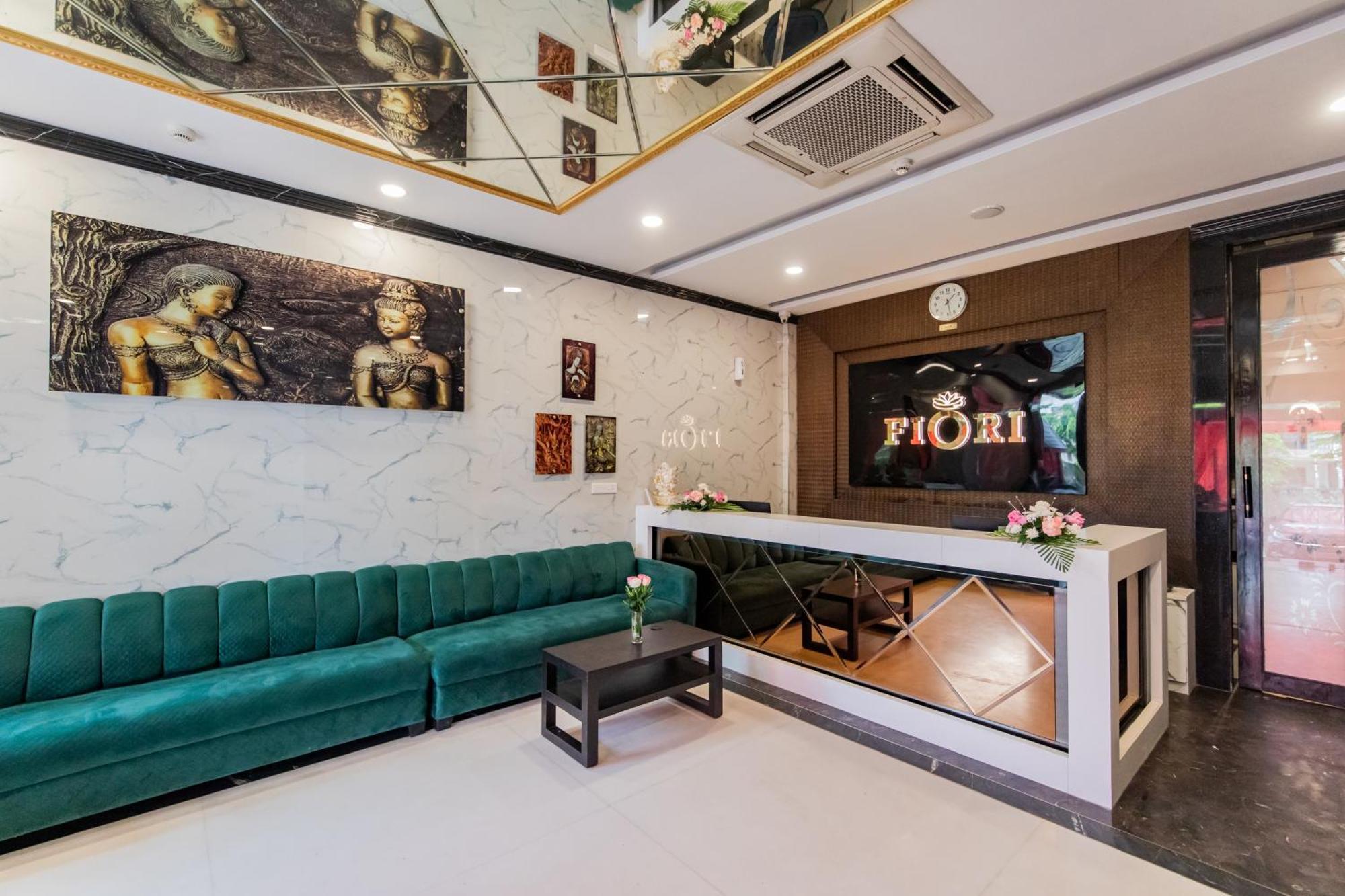 Foxoso Fiori Hotel Jaipur Bagian luar foto